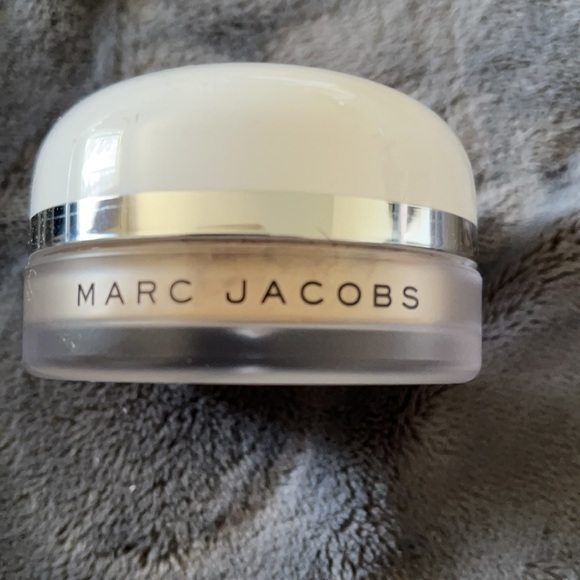 Marc Jacobs Finish Line 34 Invisible Setting Powder - Picture 6 of 6